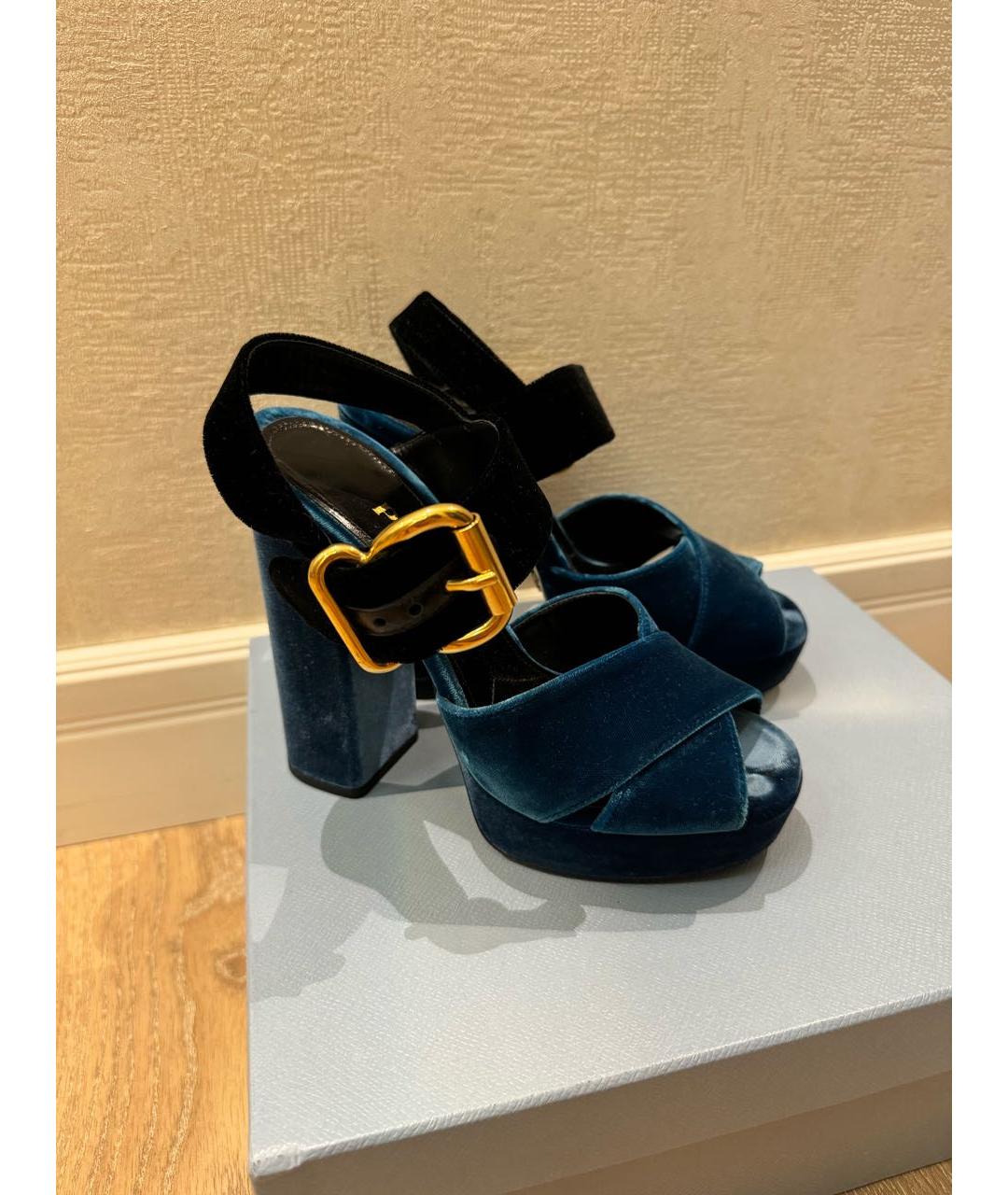 PRADA Синие бархатные босоножки, фото 5