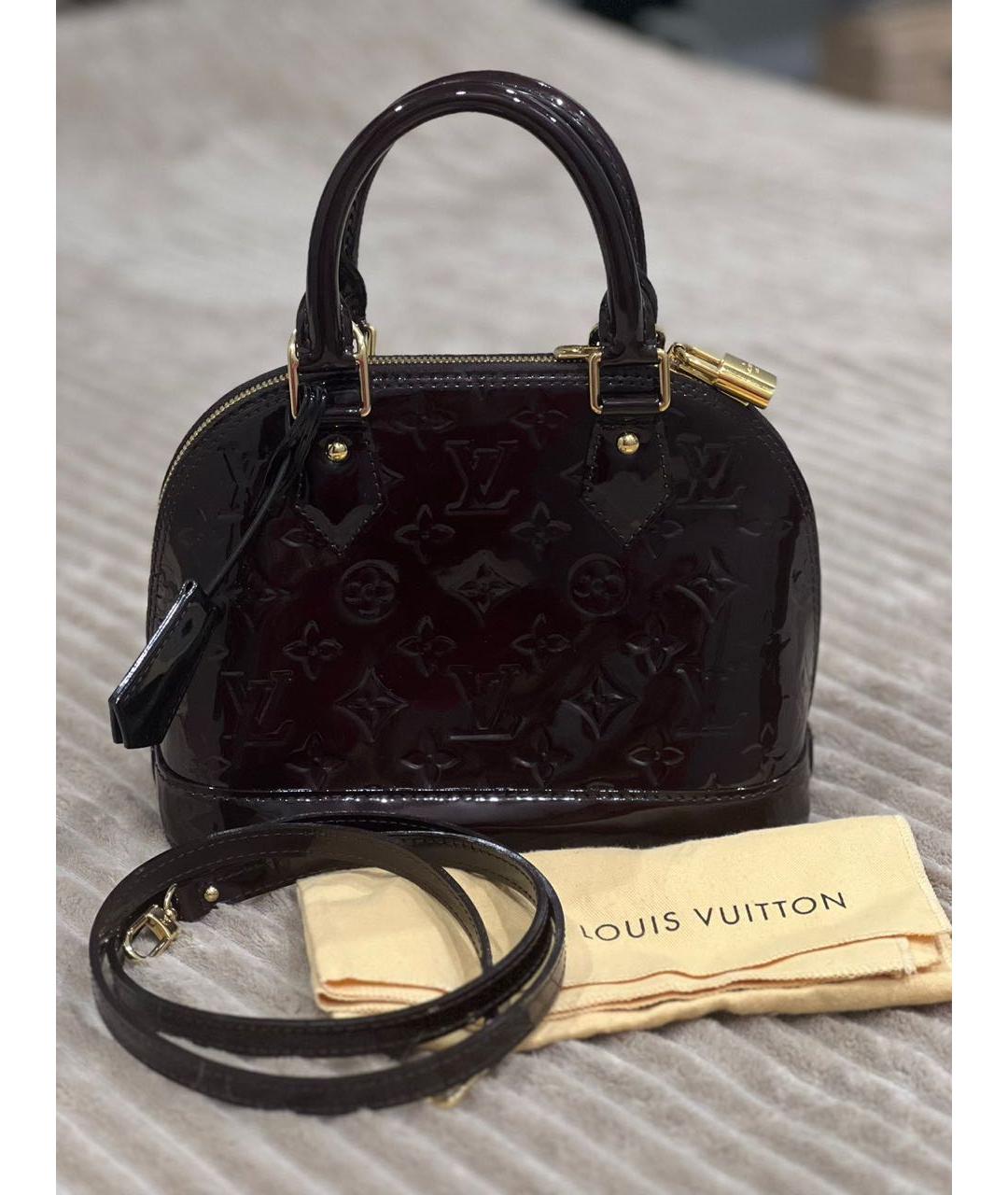 LOUIS VUITTON PRE-OWNED Бордовая сумка с короткими ручками из лакированной кожи, фото 2
