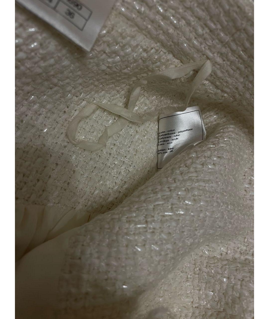 CHANEL PRE-OWNED Белая твидовая юбка миди, фото 5