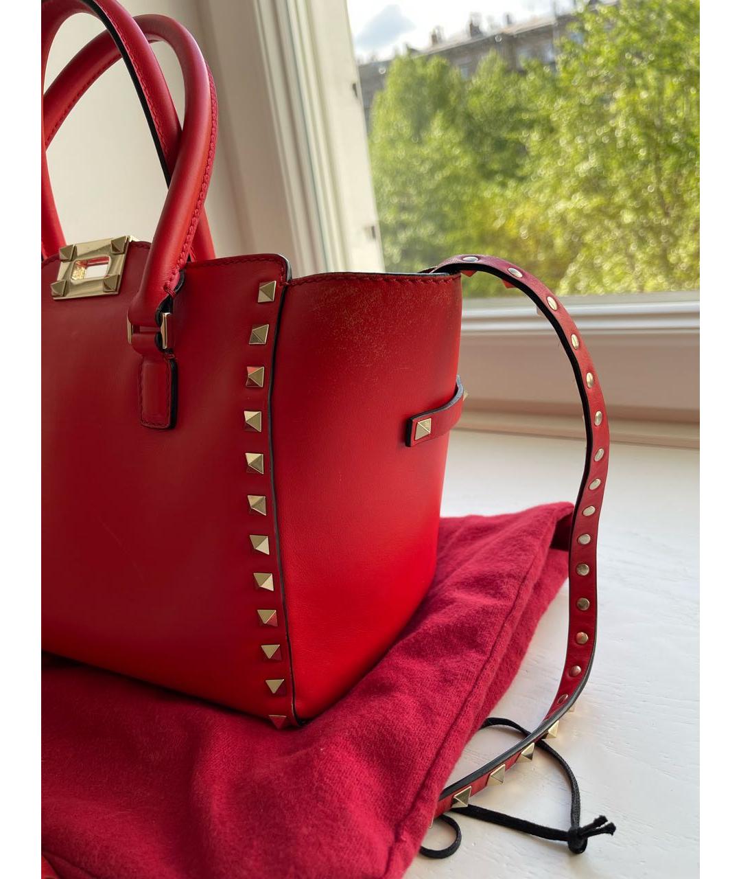VALENTINO Красная кожаная сумка с короткими ручками, фото 7