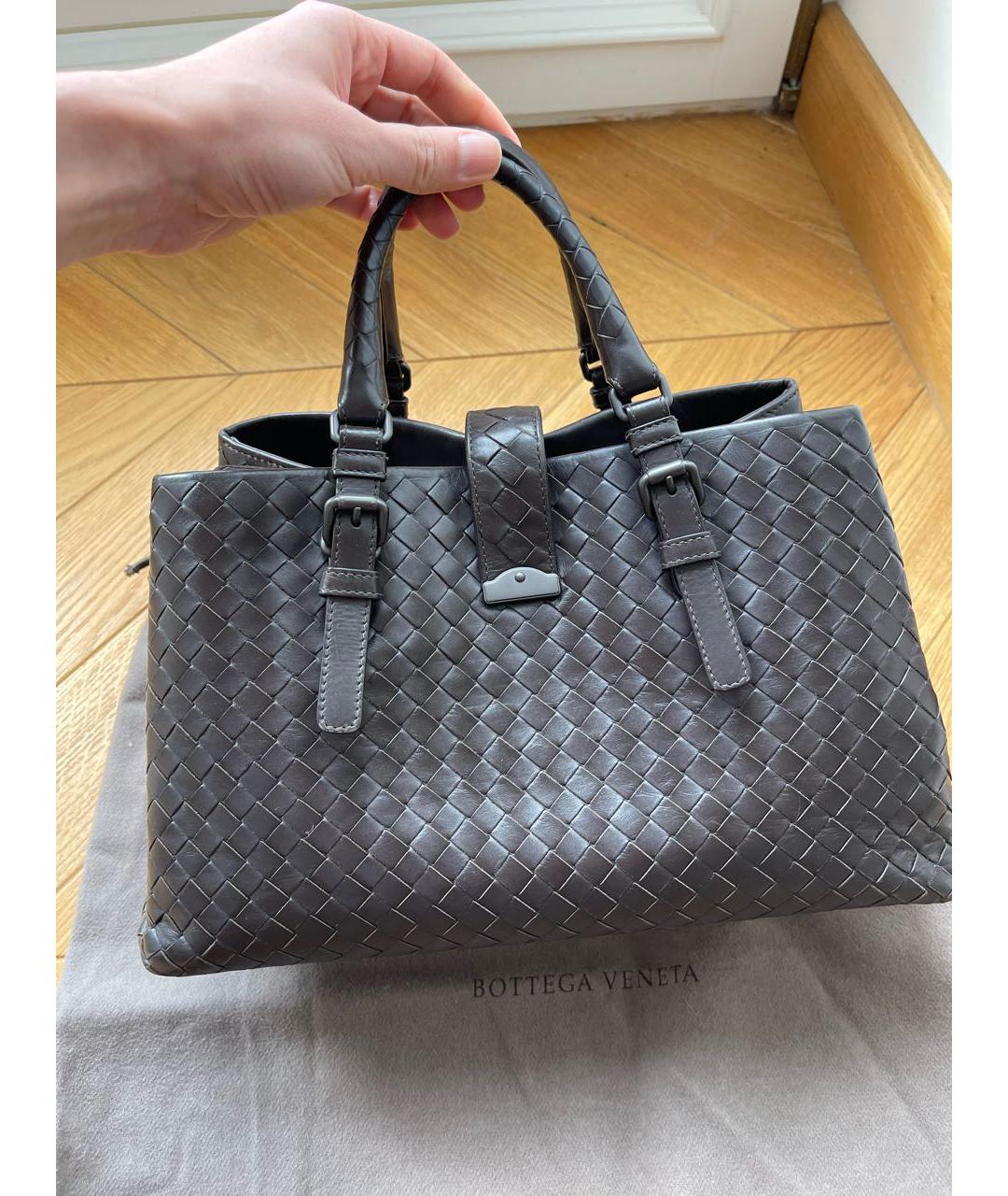 BOTTEGA VENETA Коричневая кожаная сумка с короткими ручками, фото 3