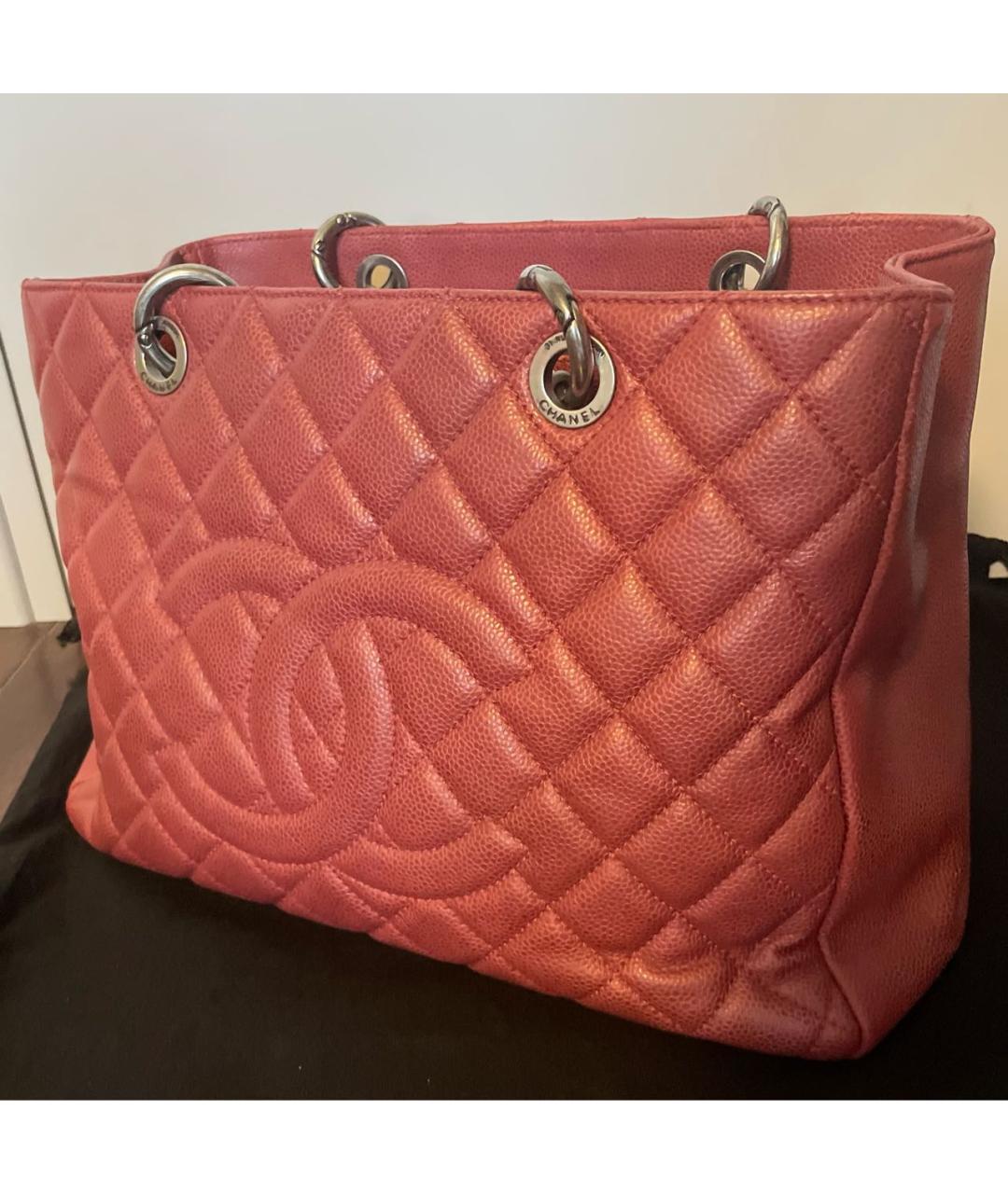 CHANEL PRE-OWNED Коралловая кожаная сумка тоут, фото 2