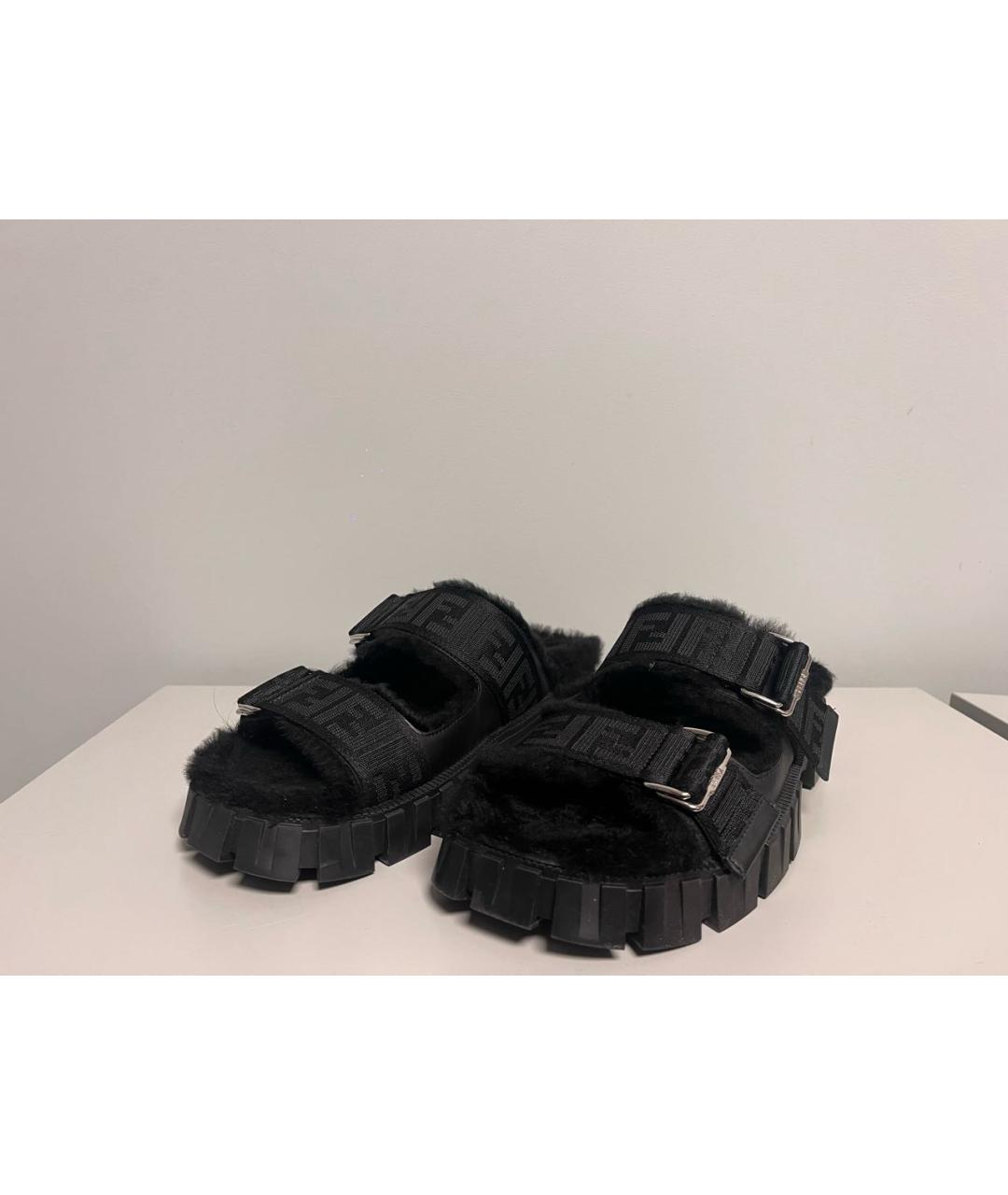 FENDI Черные сандалии, фото 3