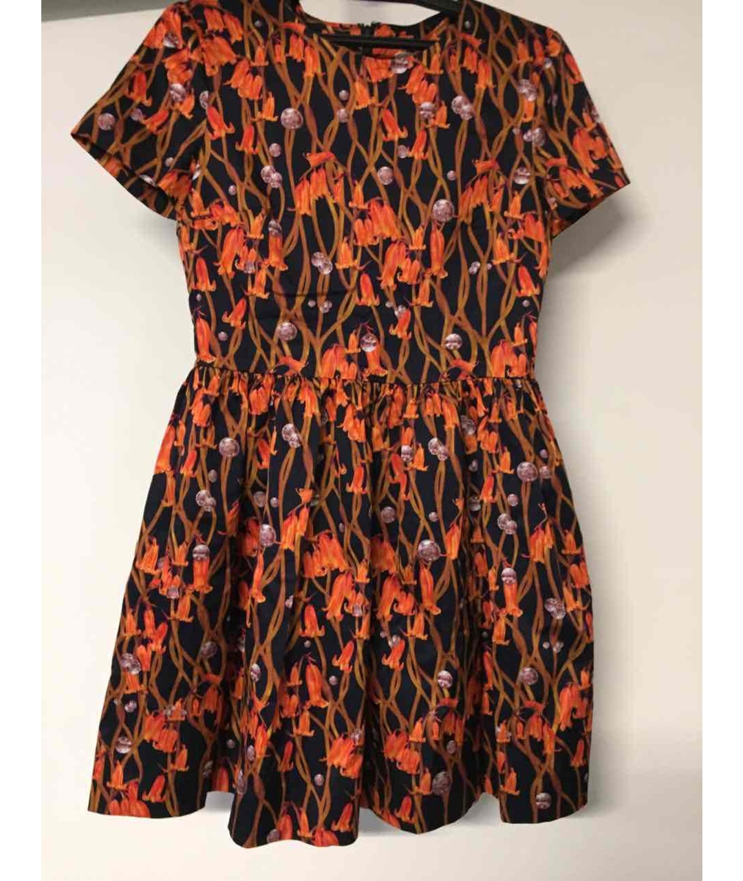 MATTHEW WILLIAMSON Оранжевое атласное повседневное платье, фото 5