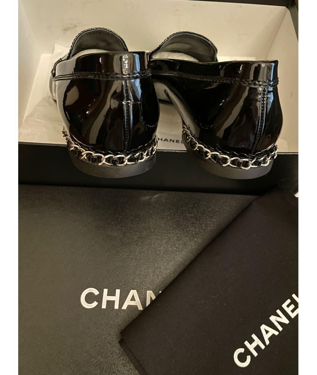 CHANEL PRE-OWNED Черные лоферы из лакированной кожи, фото 3