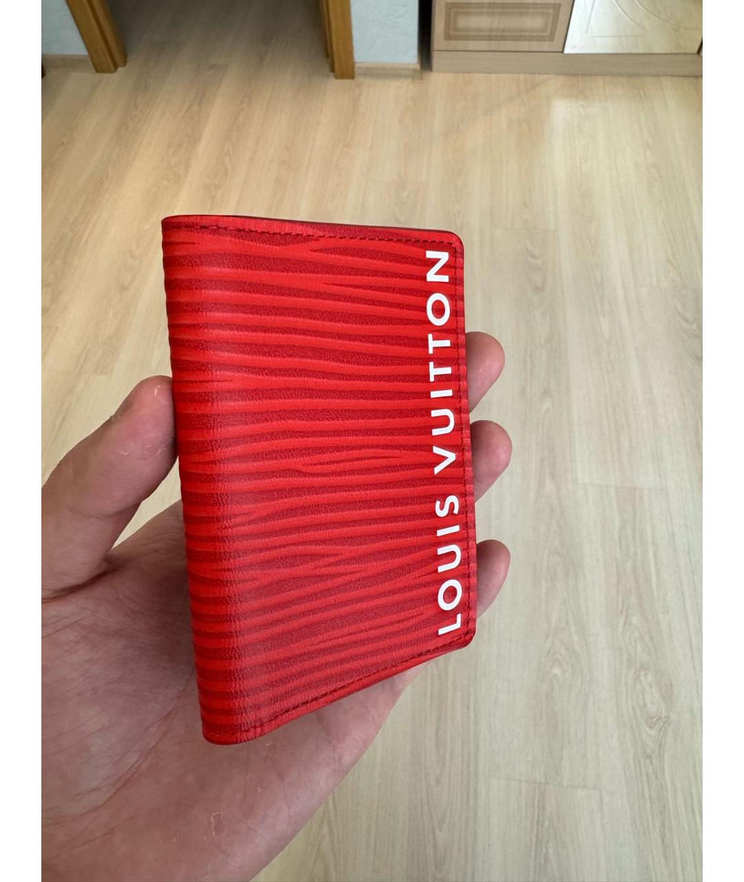 LOUIS VUITTON PRE-OWNED Красный кожаный кошелек, фото 6