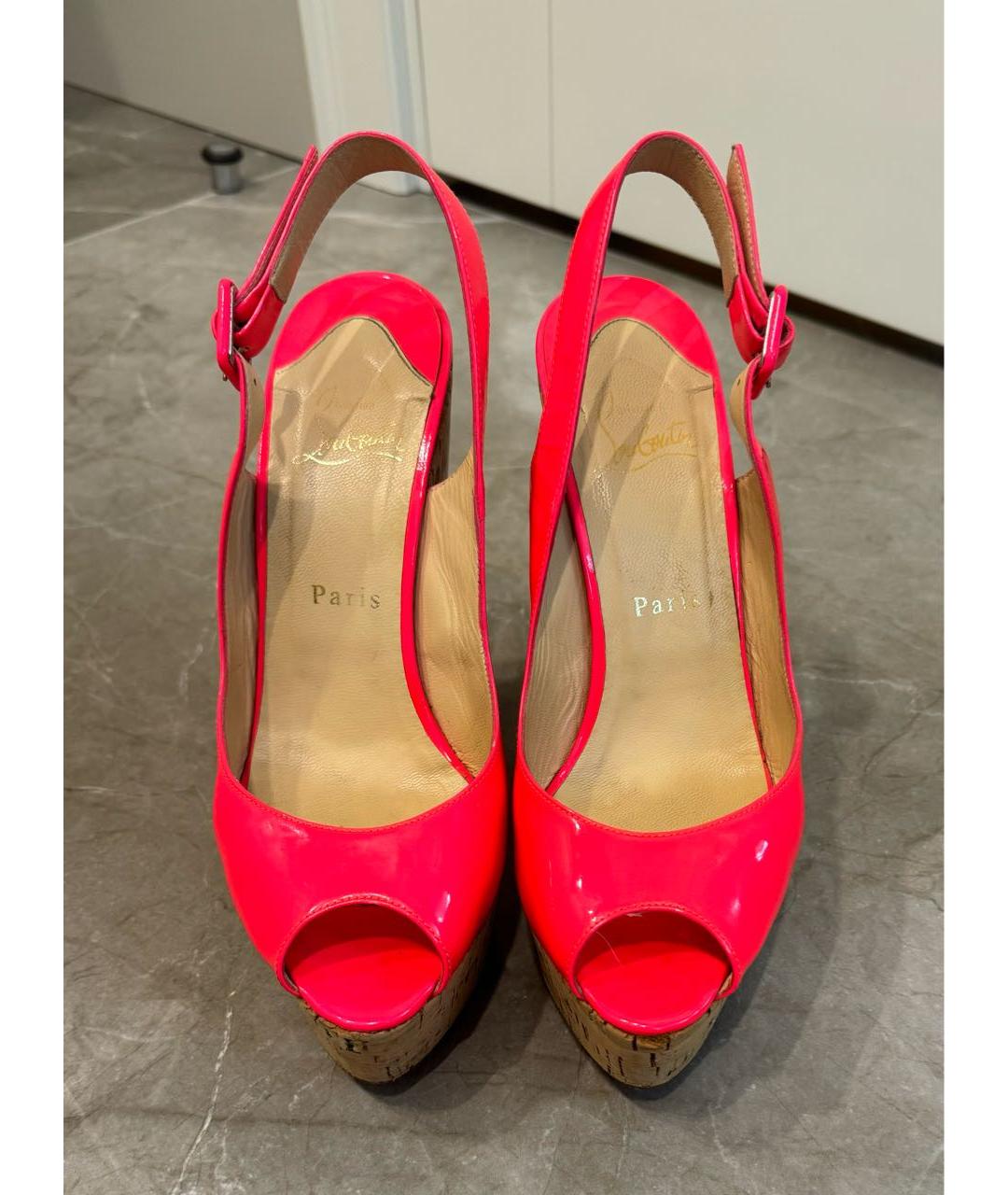 CHRISTIAN LOUBOUTIN Коралловые босоножки, фото 2