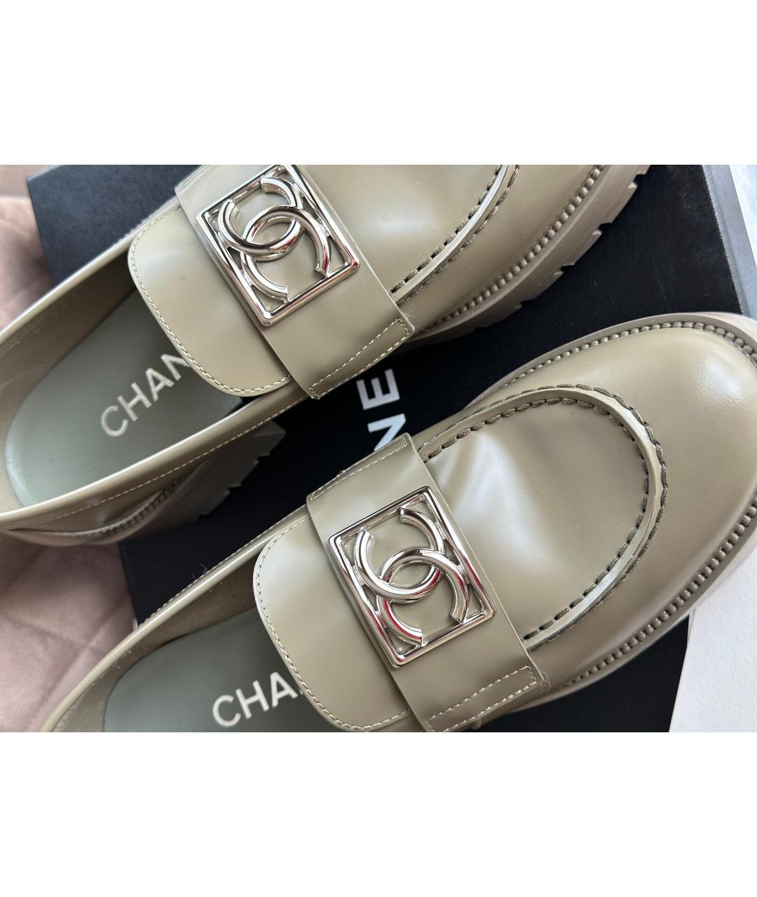 CHANEL PRE-OWNED Хаки кожаные лоферы, фото 3