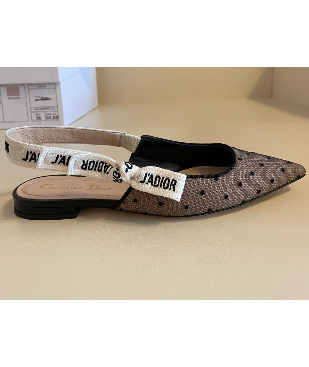 CHRISTIAN DIOR PRE-OWNED Бежевые лодочки на низком каблуке, фото 8