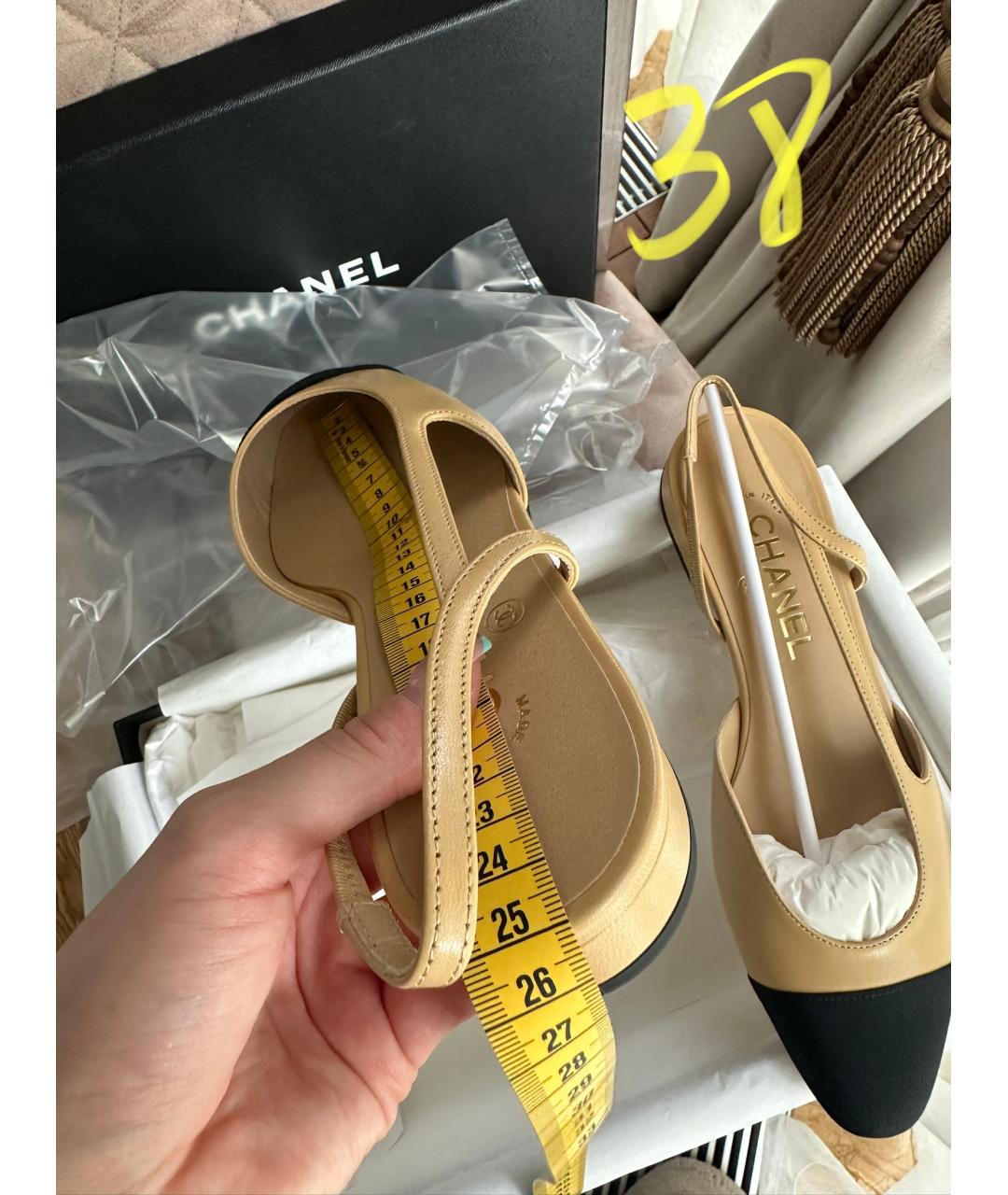 CHANEL Бежевые кожаные балетки, фото 4