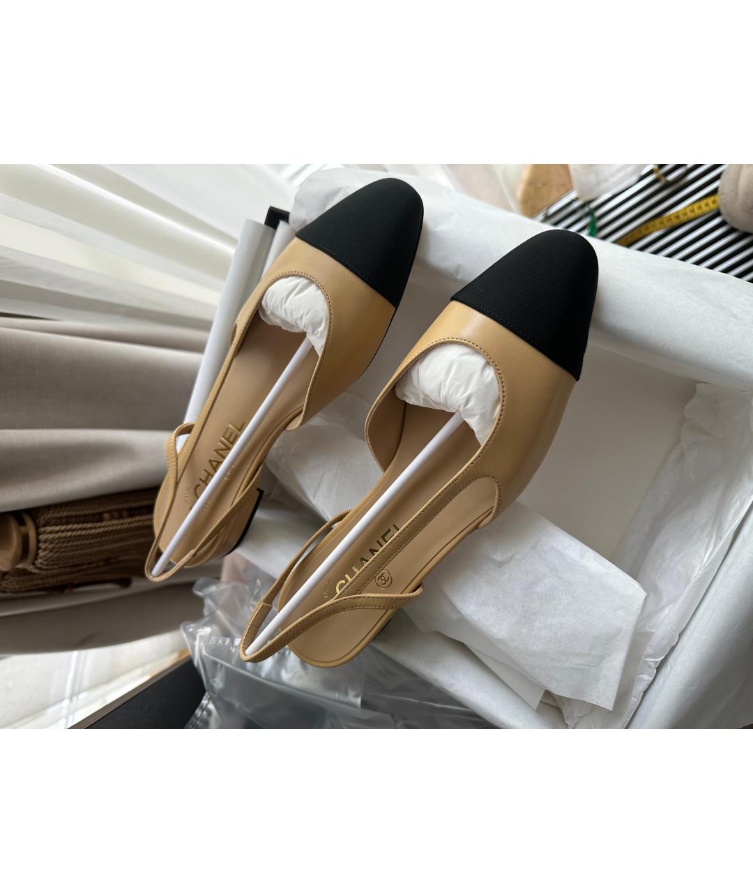 CHANEL Бежевые кожаные балетки, фото 3