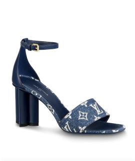 LOUIS VUITTON Босоножки