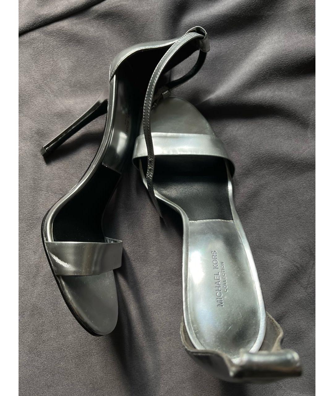 MICHAEL KORS Серебряные кожаные босоножки, фото 7