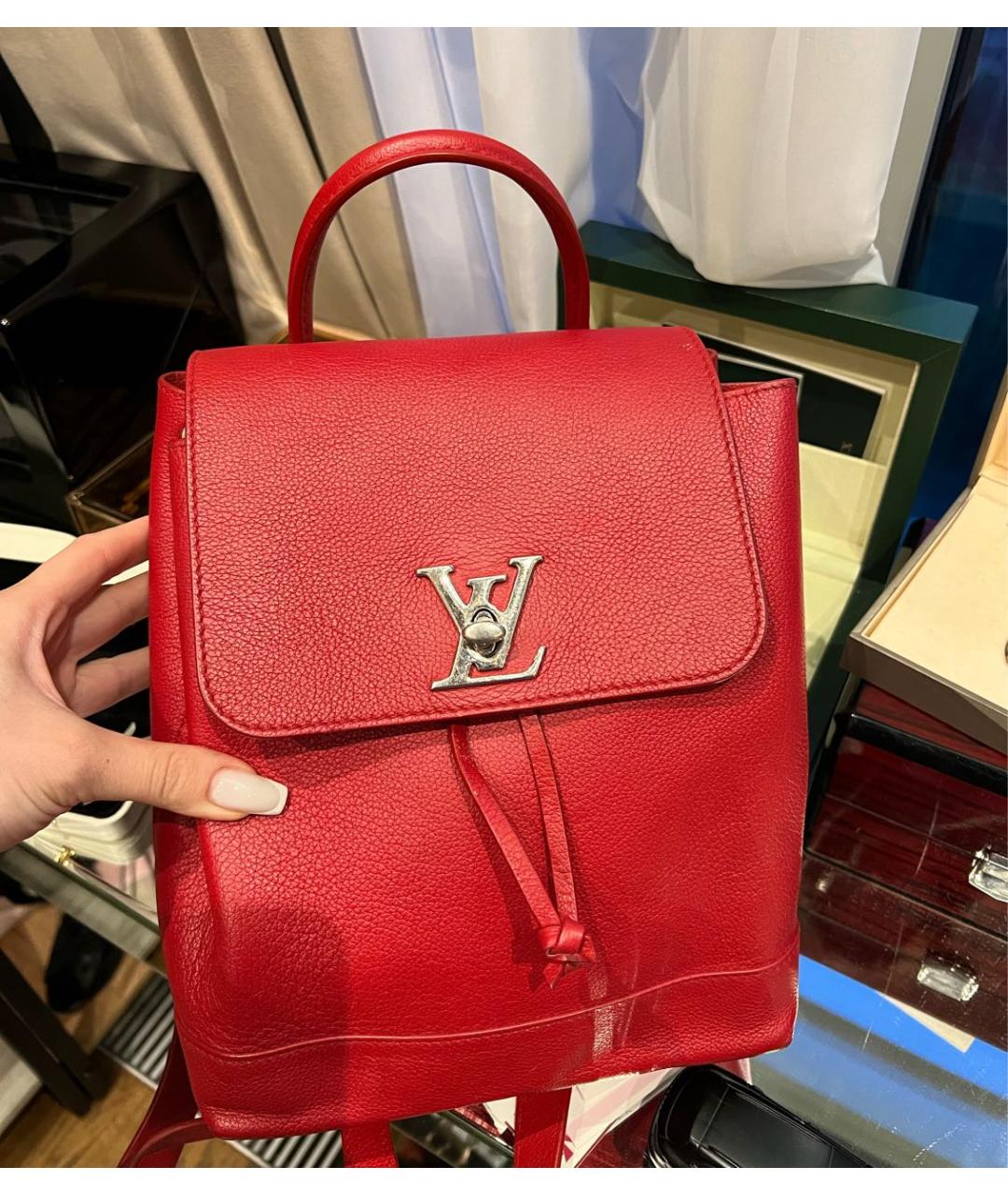 LOUIS VUITTON Красный кожаный рюкзак, фото 5