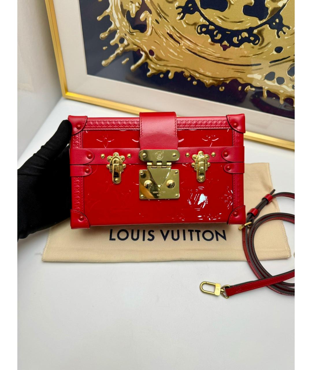 LOUIS VUITTON PRE-OWNED Красная сумка через плечо из лакированной кожи, фото 8