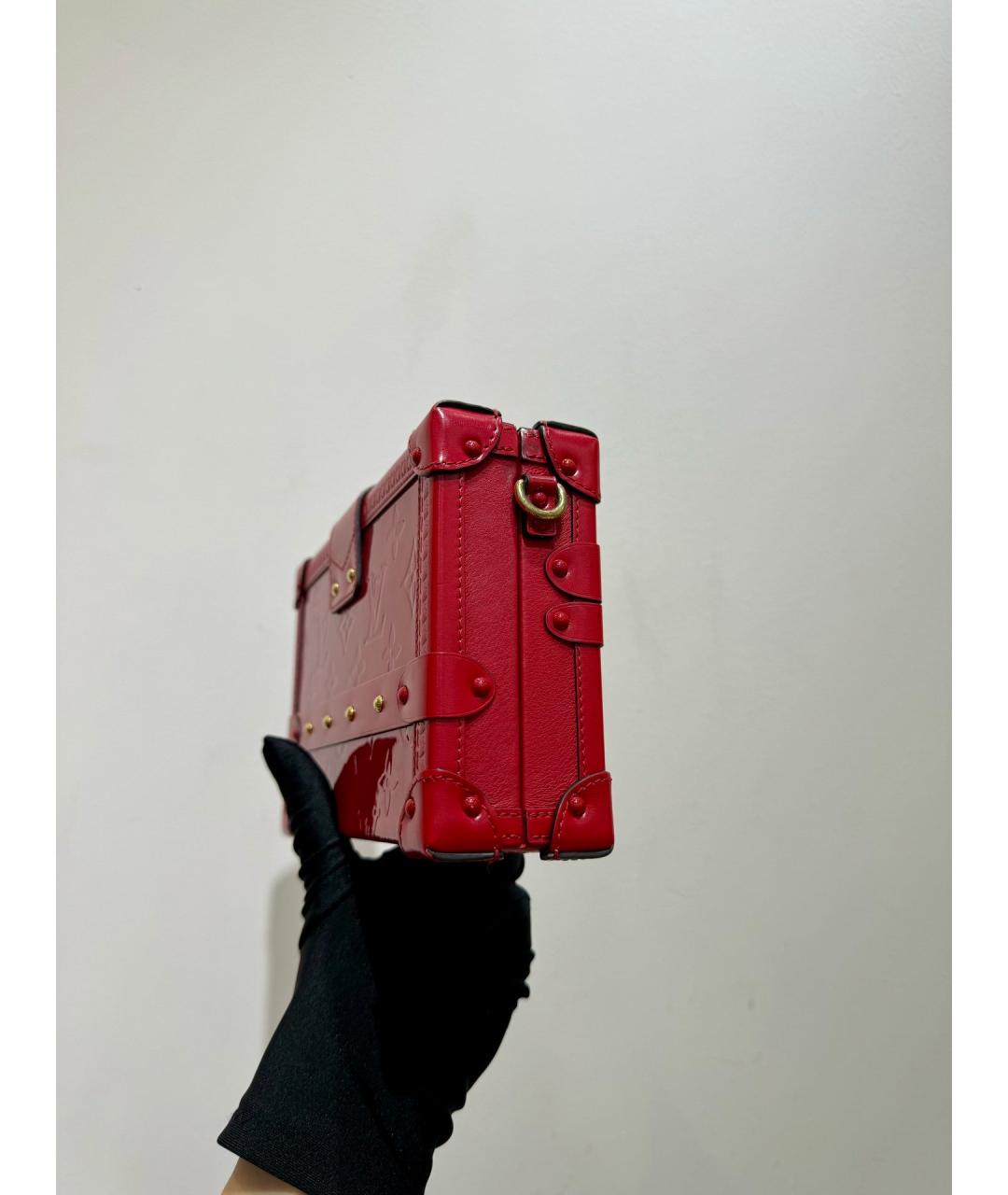LOUIS VUITTON PRE-OWNED Красная сумка через плечо из лакированной кожи, фото 7