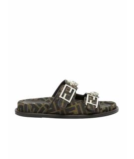 FENDI Шлепанцы
