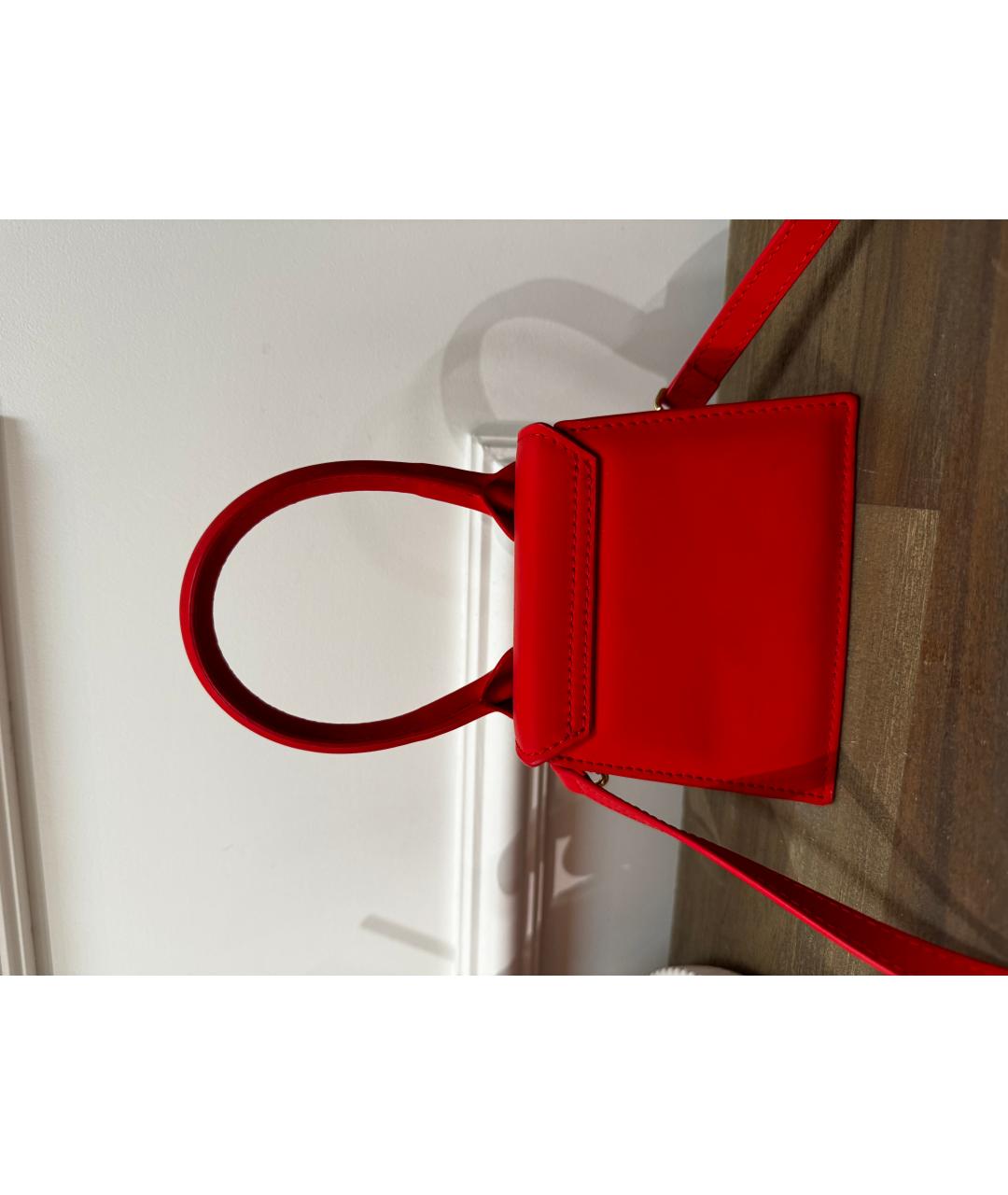JACQUEMUS Красная кожаная сумка с короткими ручками, фото 2