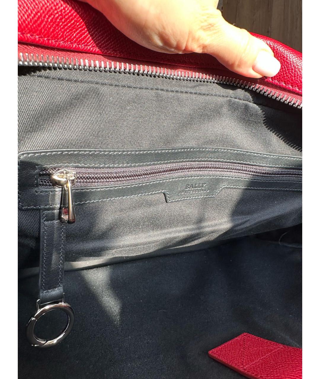 BALLY Бордовая кожаная сумка с короткими ручками, фото 5