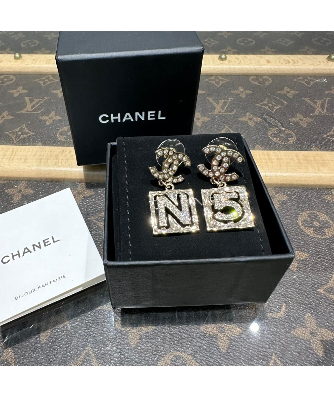 CHANEL PRE-OWNED Белые серьги, фото 2