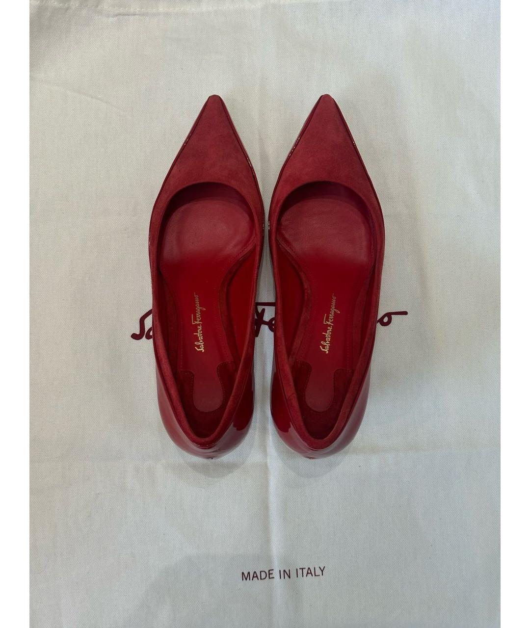 SALVATORE FERRAGAMO Красные туфли из лакированной кожи, фото 3