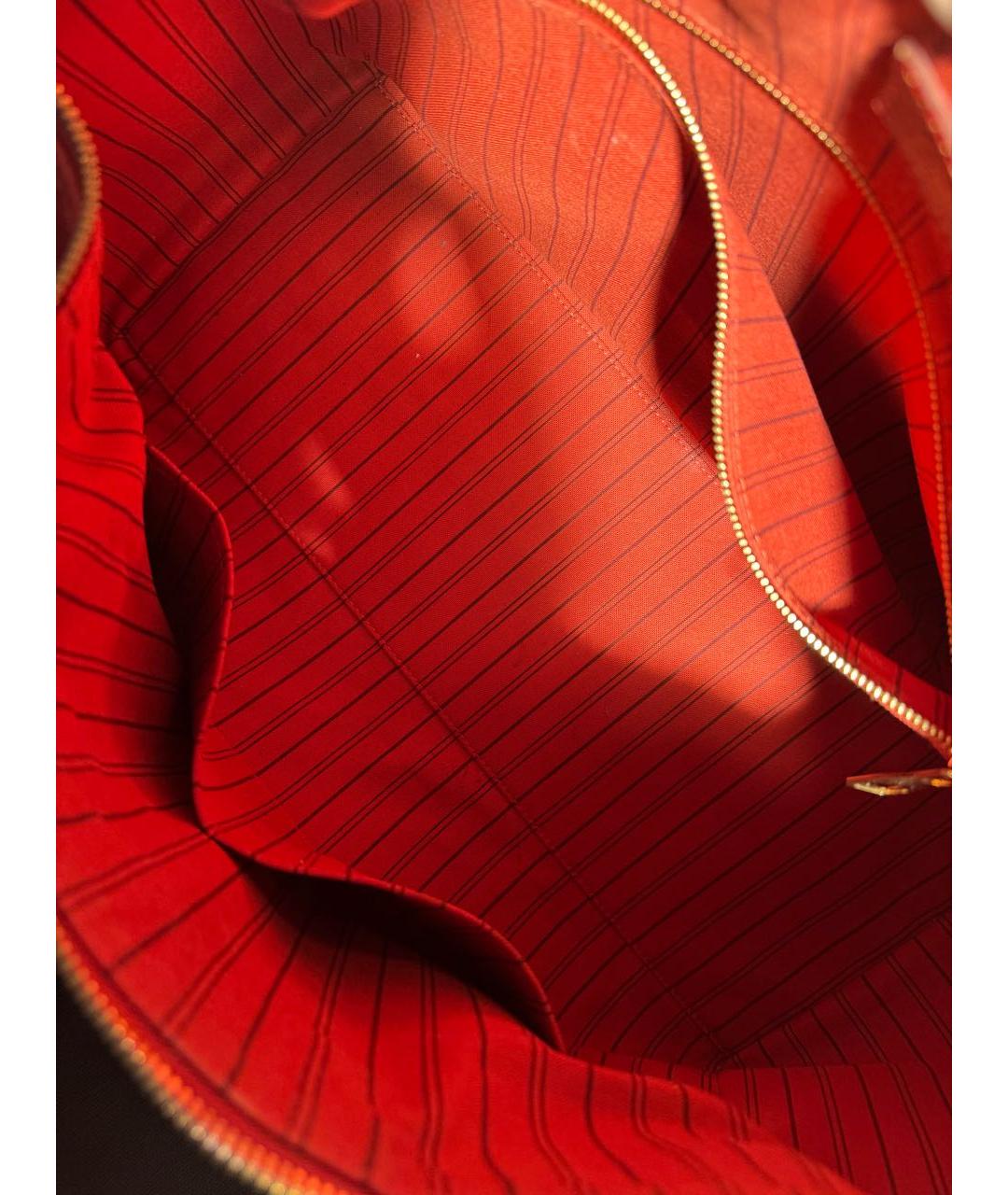 LOUIS VUITTON PRE-OWNED Красная кожаная дорожная/спортивная сумка, фото 4