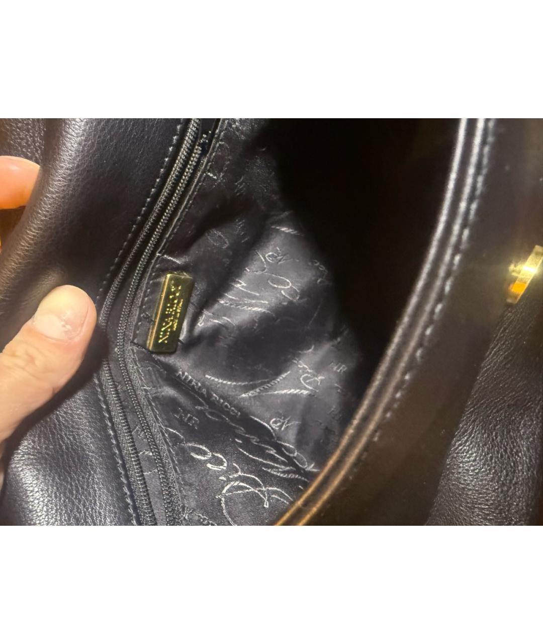 NINA RICCI Черная кожаная сумка с короткими ручками, фото 7