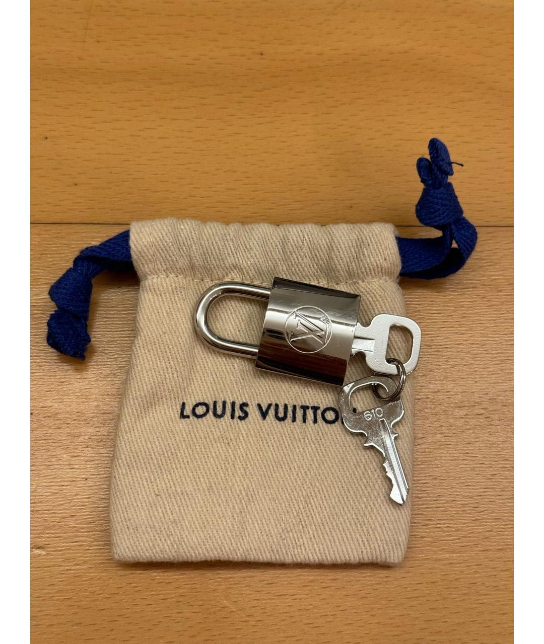 LOUIS VUITTON PRE-OWNED Серебряная сумка с короткими ручками, фото 6