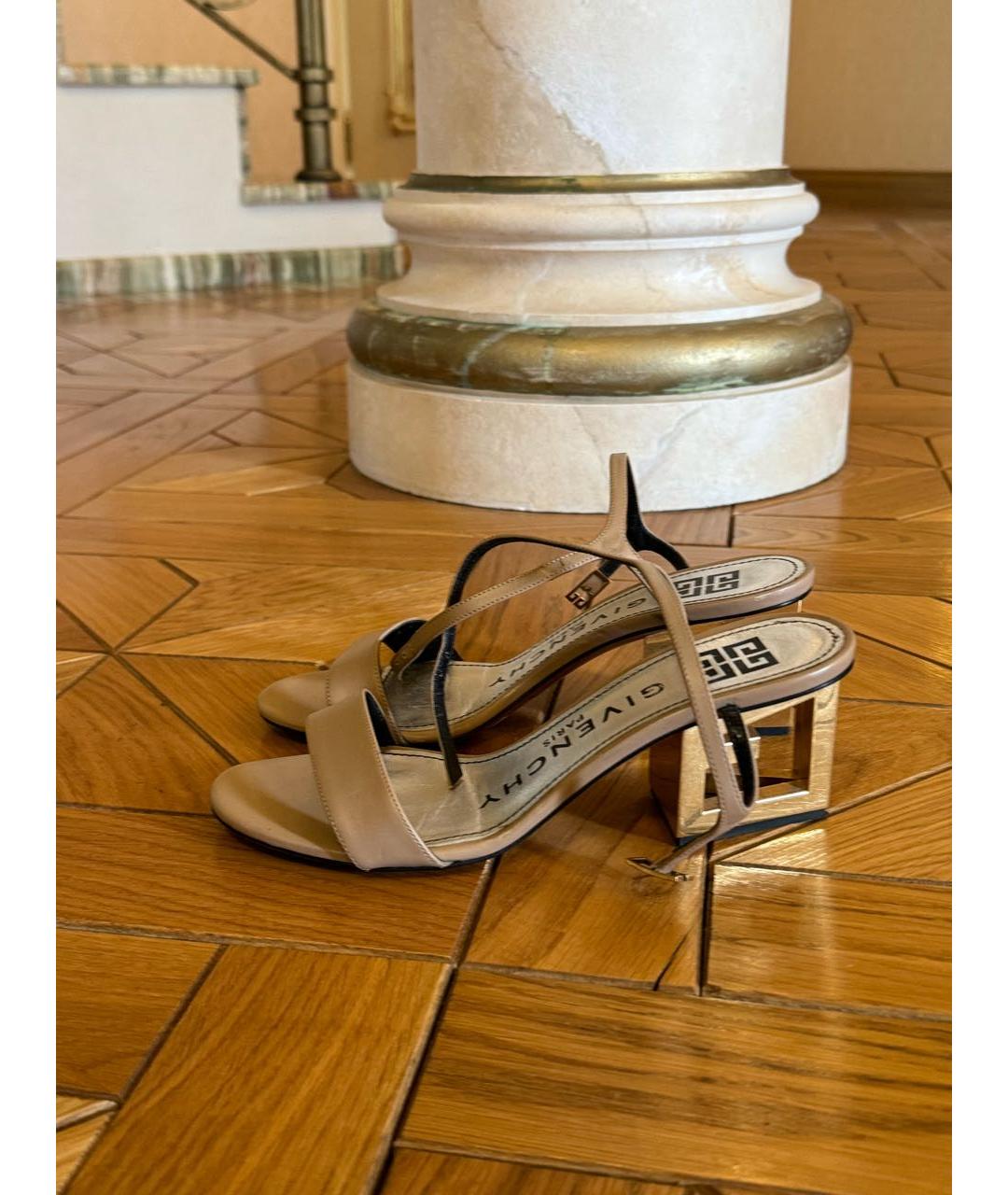 GIVENCHY Бежевые кожаные босоножки, фото 2