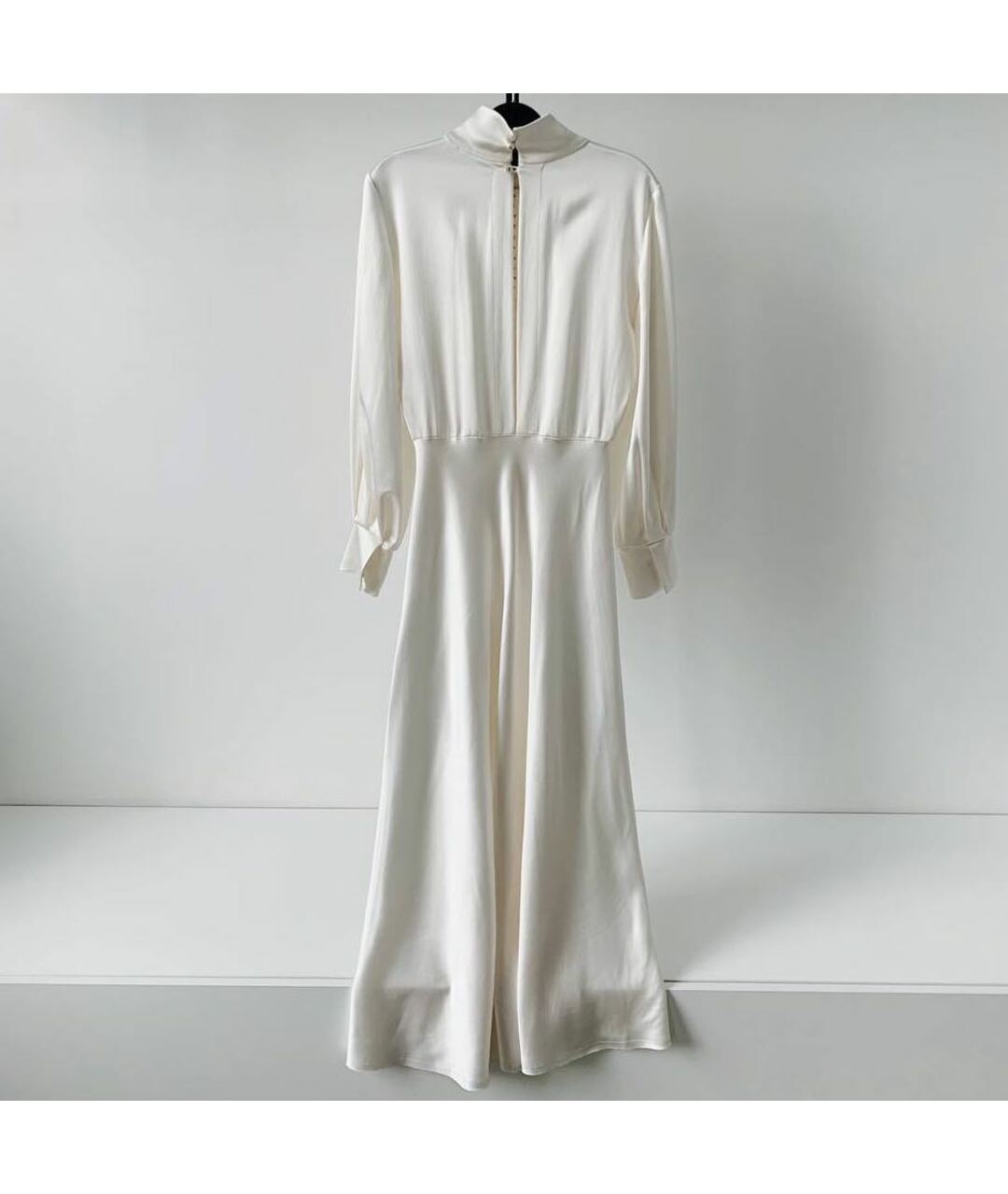 TATUNA NIKOLAISHVILI Белое шелковое вечернее платье, фото 2