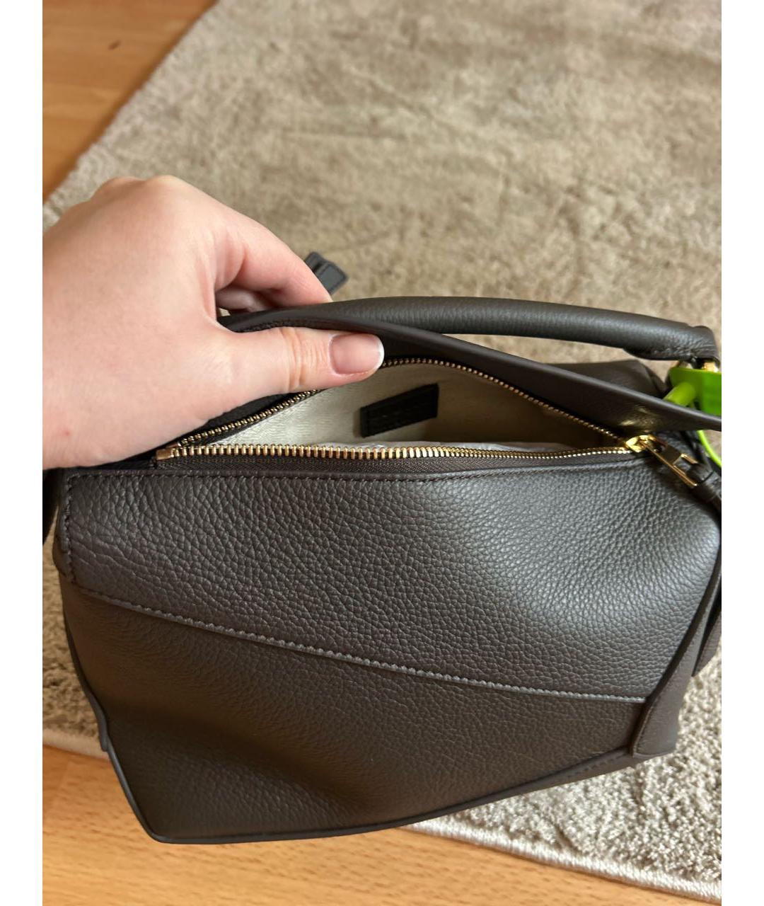 LOEWE Коричневая кожаная сумка с короткими ручками, фото 4