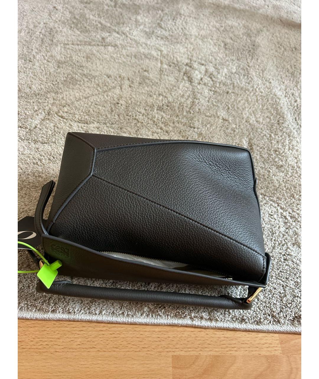 LOEWE Коричневая кожаная сумка с короткими ручками, фото 3