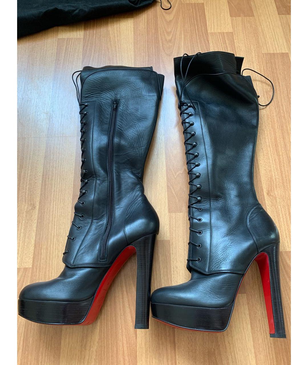 CHRISTIAN LOUBOUTIN Черные кожаные сапоги, фото 2