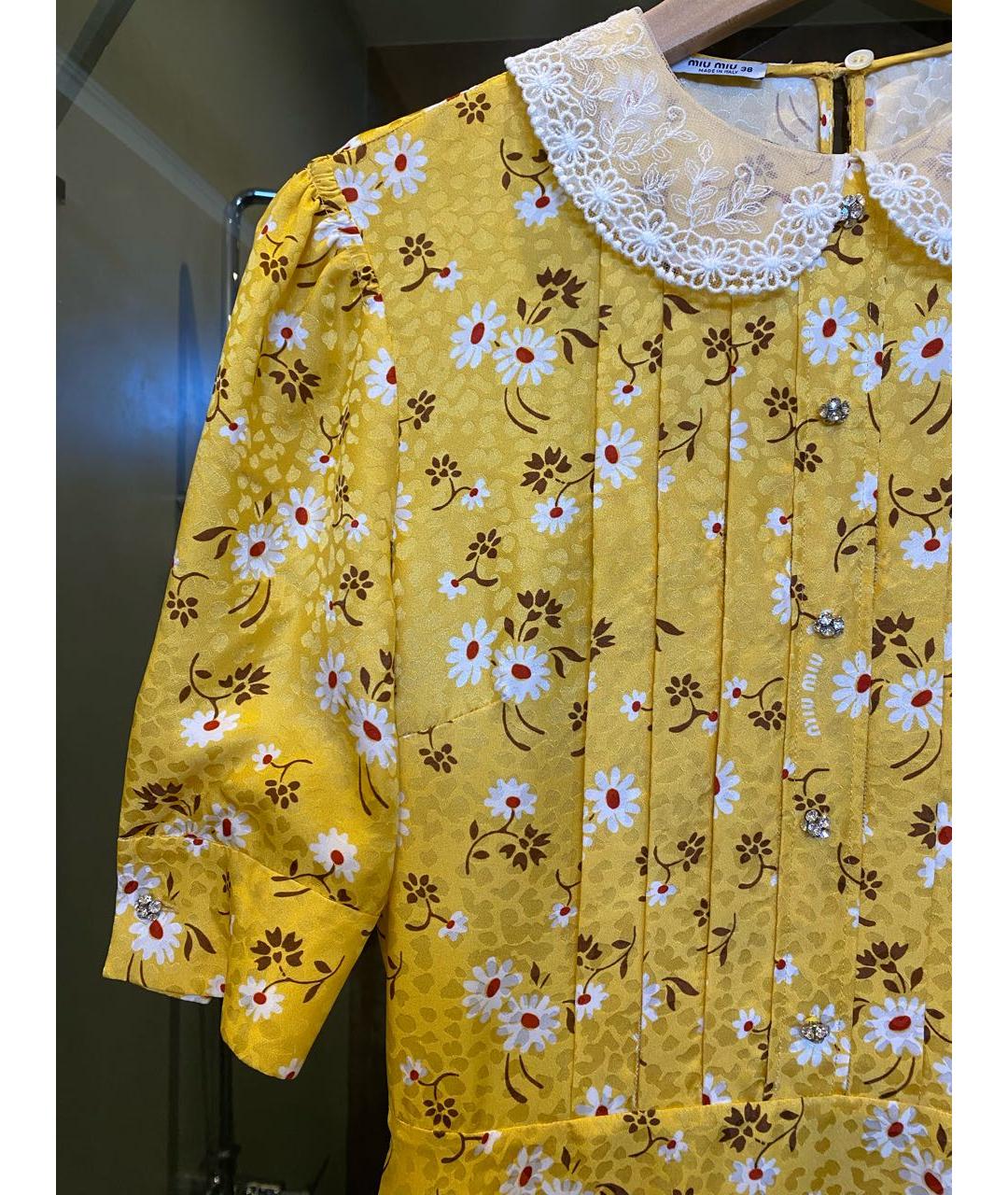 MIU MIU Желтое шелковое повседневное платье, фото 4
