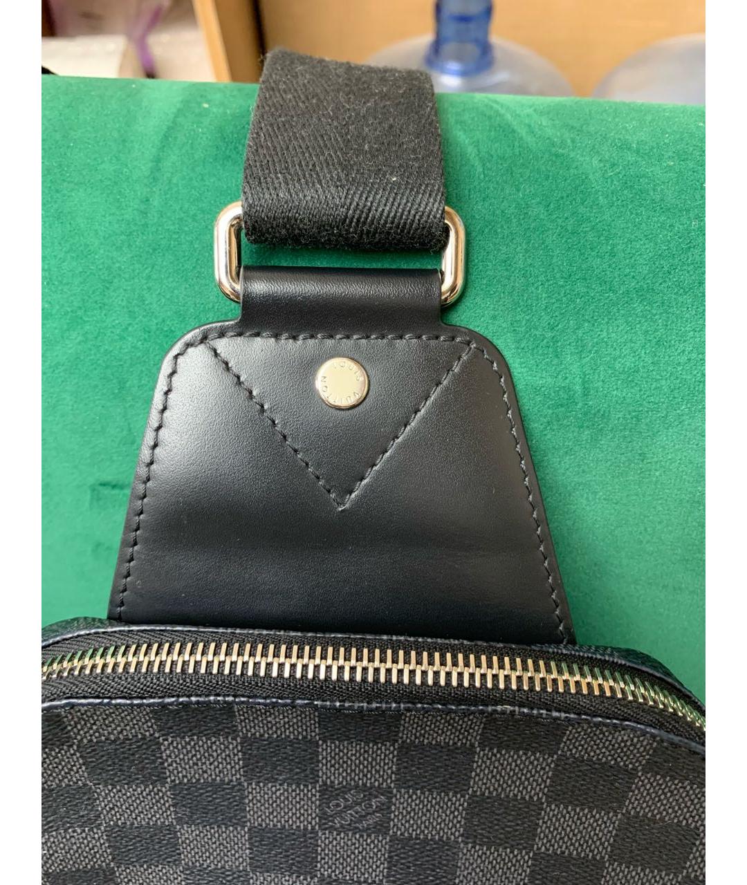 LOUIS VUITTON Антрацитовая сумка на плечо, фото 2