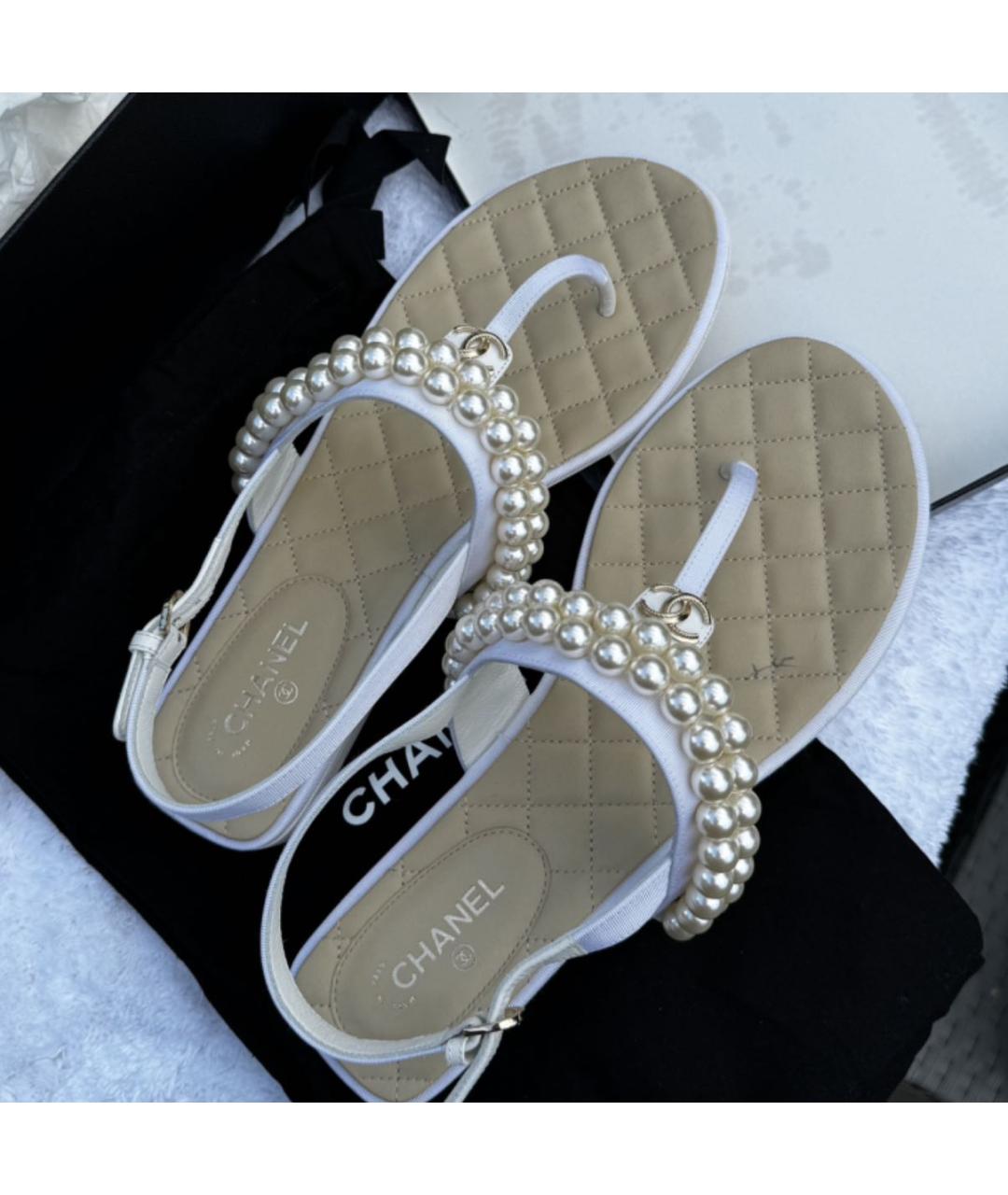 CHANEL Белые кожаные сандалии, фото 3