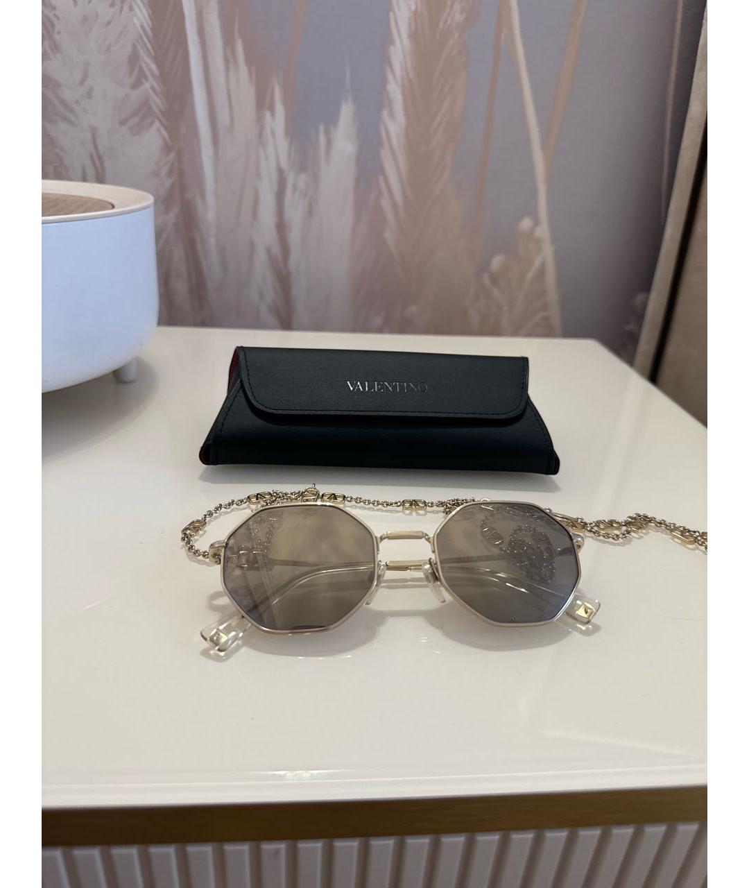 VALENTINO Золотые металлические солнцезащитные очки, фото 5
