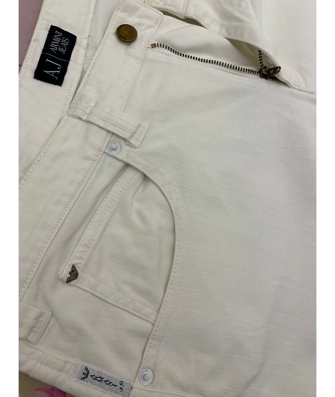 ARMANI JEANS Белые хлопко-эластановые прямые джинсы, фото 3