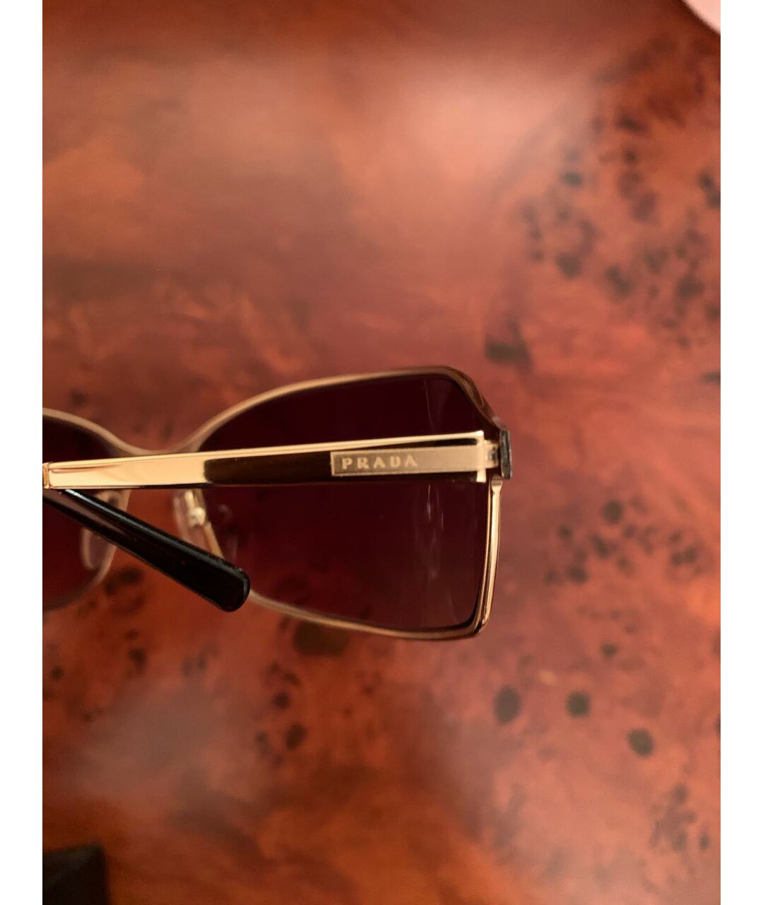 PRADA Золотые металлические солнцезащитные очки, фото 3