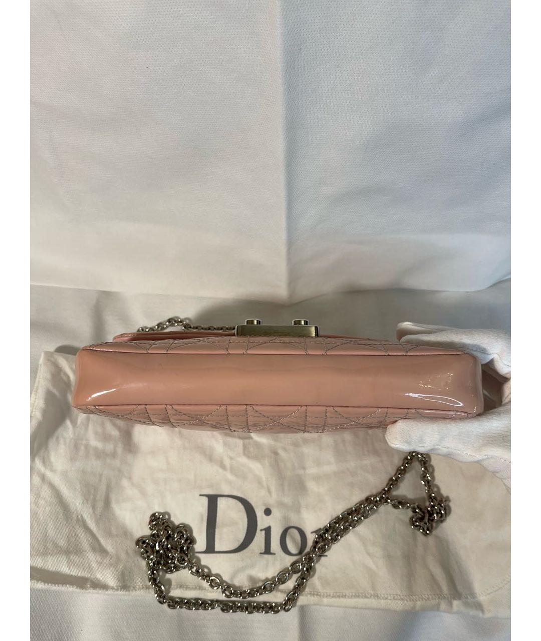 CHRISTIAN DIOR Розовая сумка через плечо из лакированной кожи, фото 5