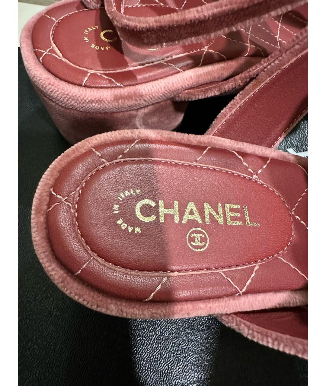 CHANEL PRE-OWNED Розовые бархатные босоножки, фото 6