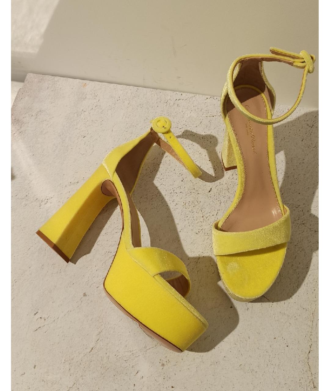 GIANVITO ROSSI Желтые босоножки, фото 5