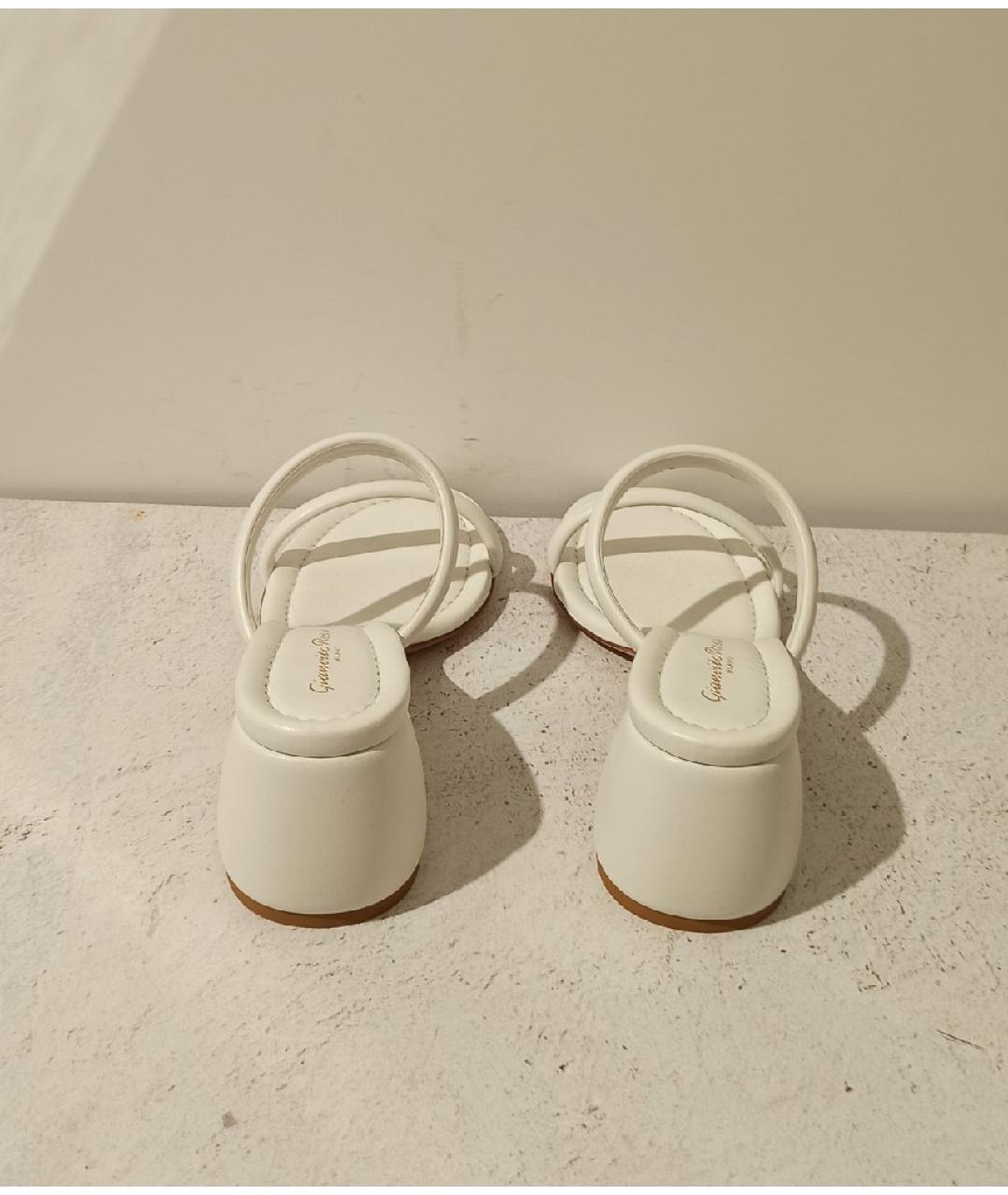 GIANVITO ROSSI Белые кожаные мюли, фото 3