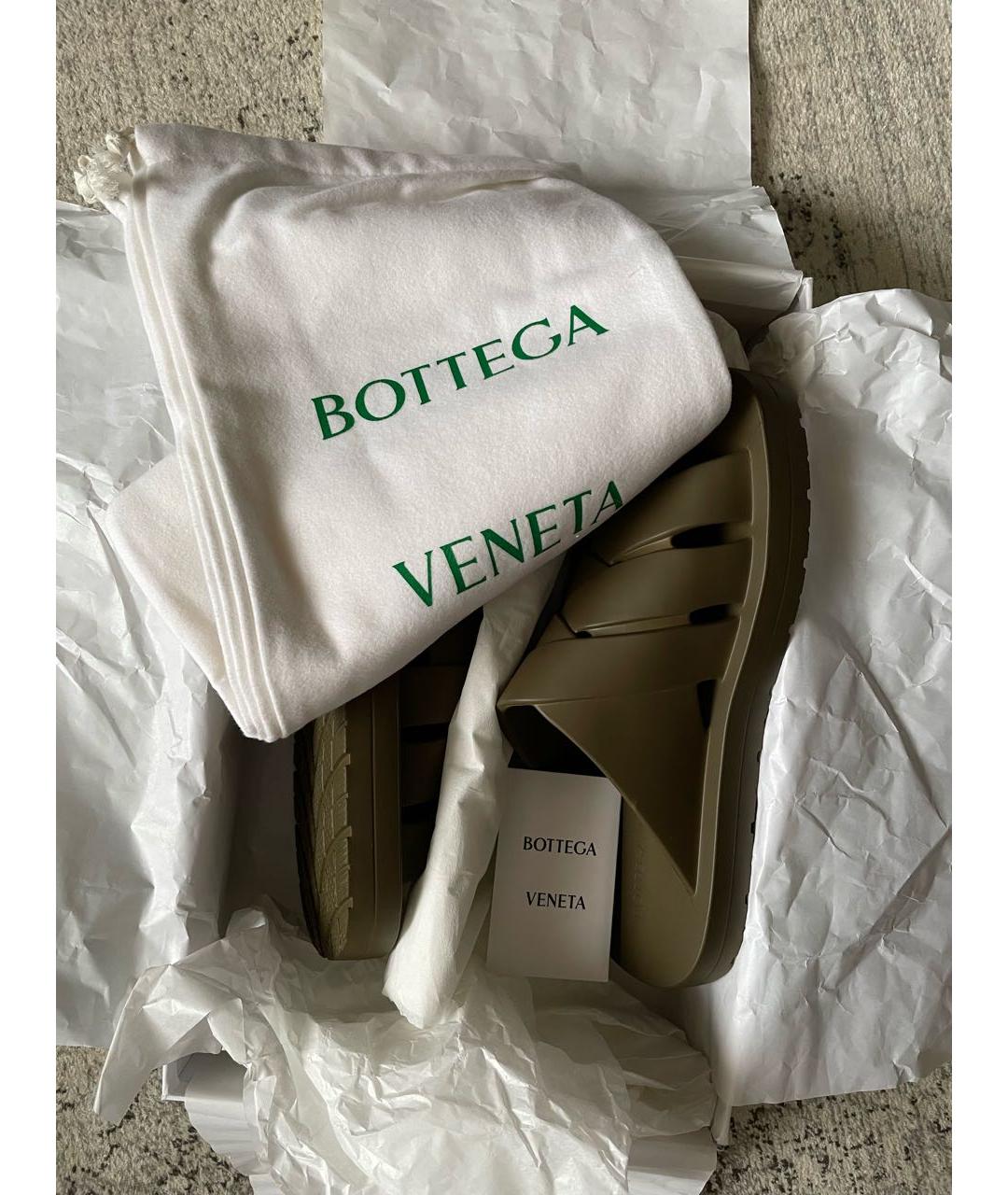 BOTTEGA VENETA Хаки резиновые шлепанцы, фото 5