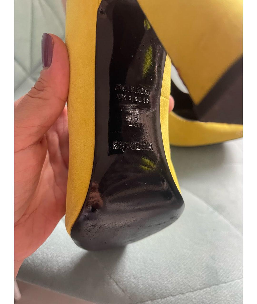 HERMES PRE-OWNED Желтые замшевые туфли, фото 5