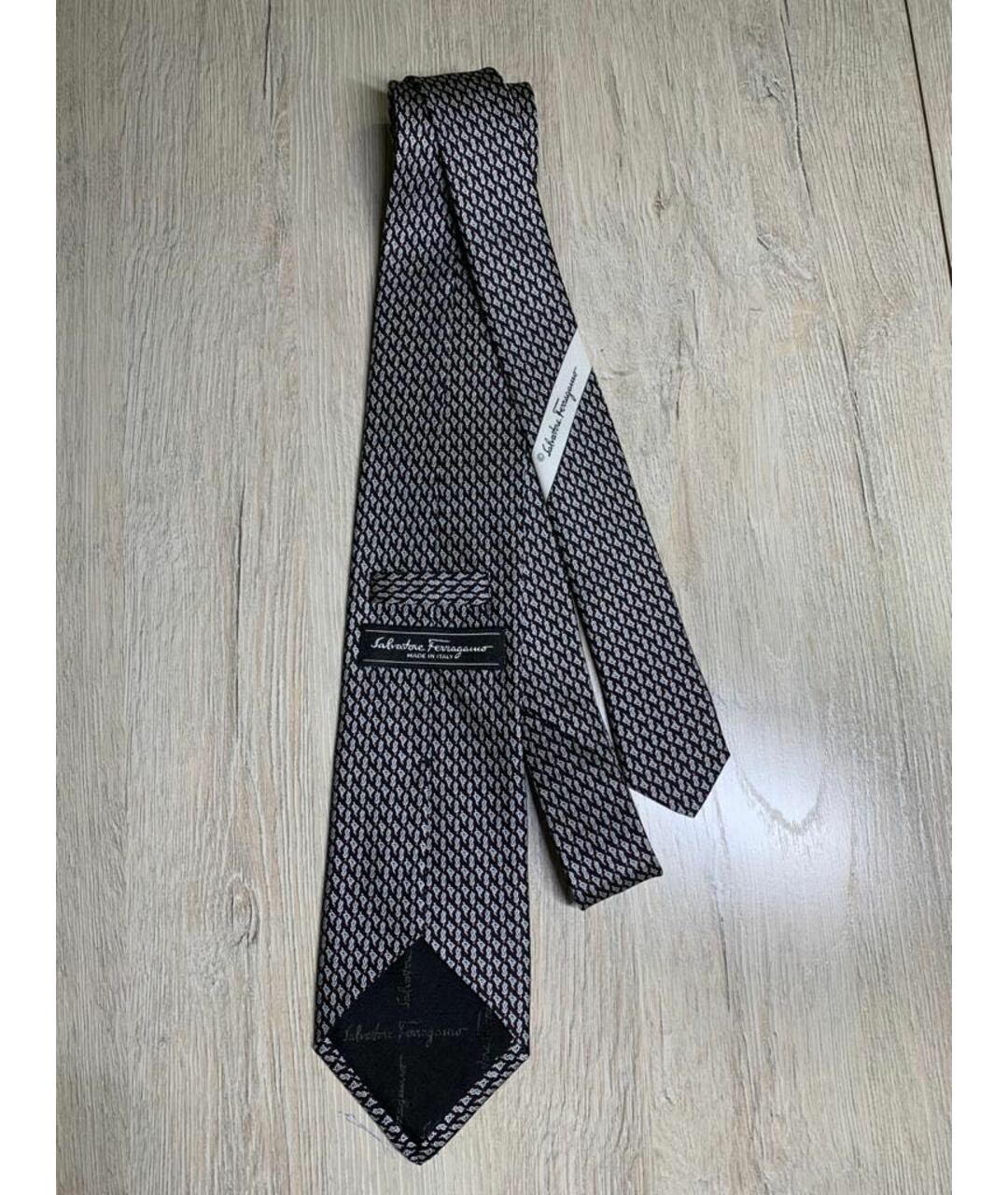 SALVATORE FERRAGAMO Шелковый галстук, фото 2