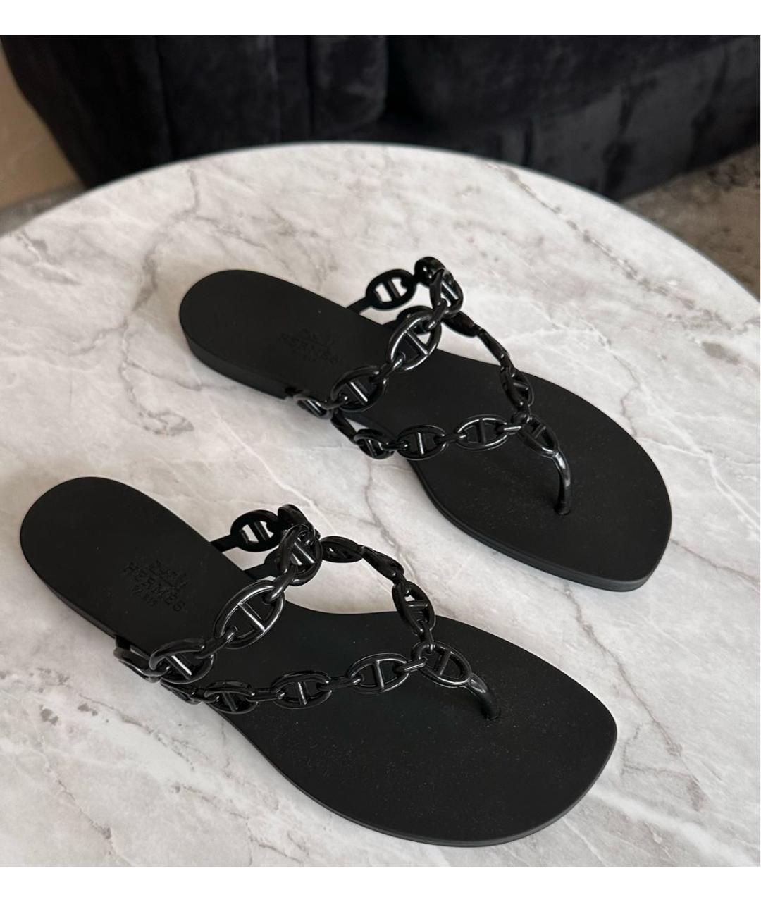 HERMES PRE-OWNED Черные резиновые сандалии, фото 2