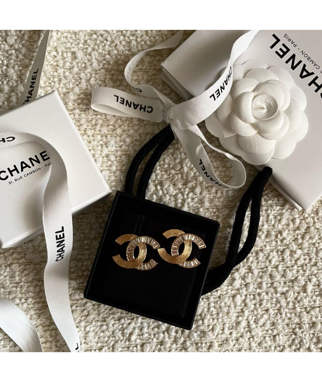 CHANEL Золотые металлические серьги, фото 5