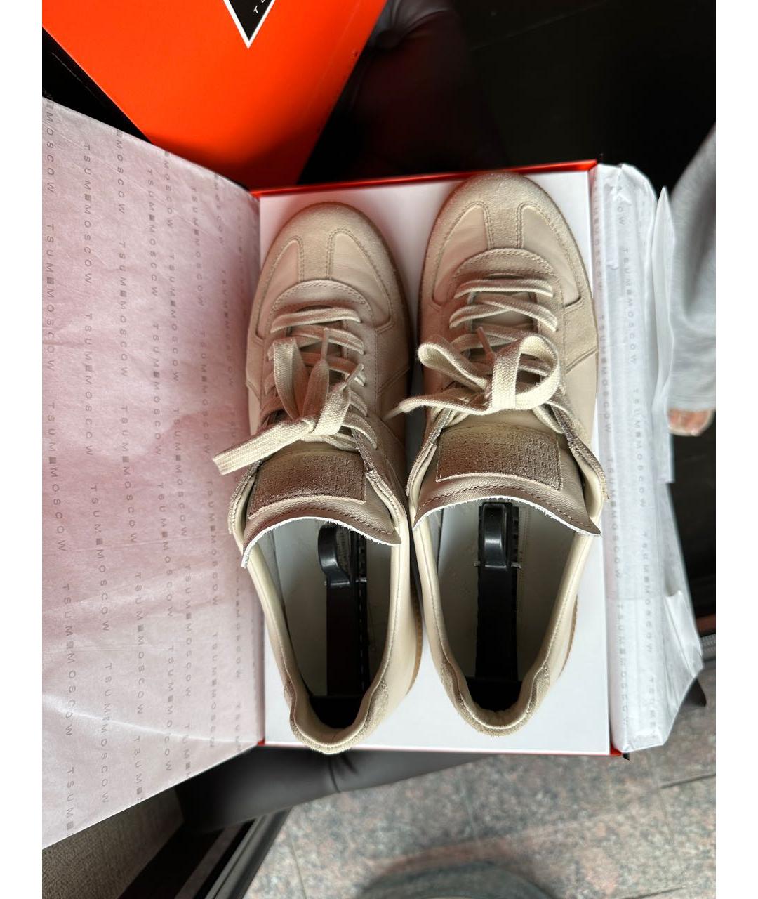 MAISON MARGIELA Бежевые замшевые низкие кроссовки / кеды, фото 3