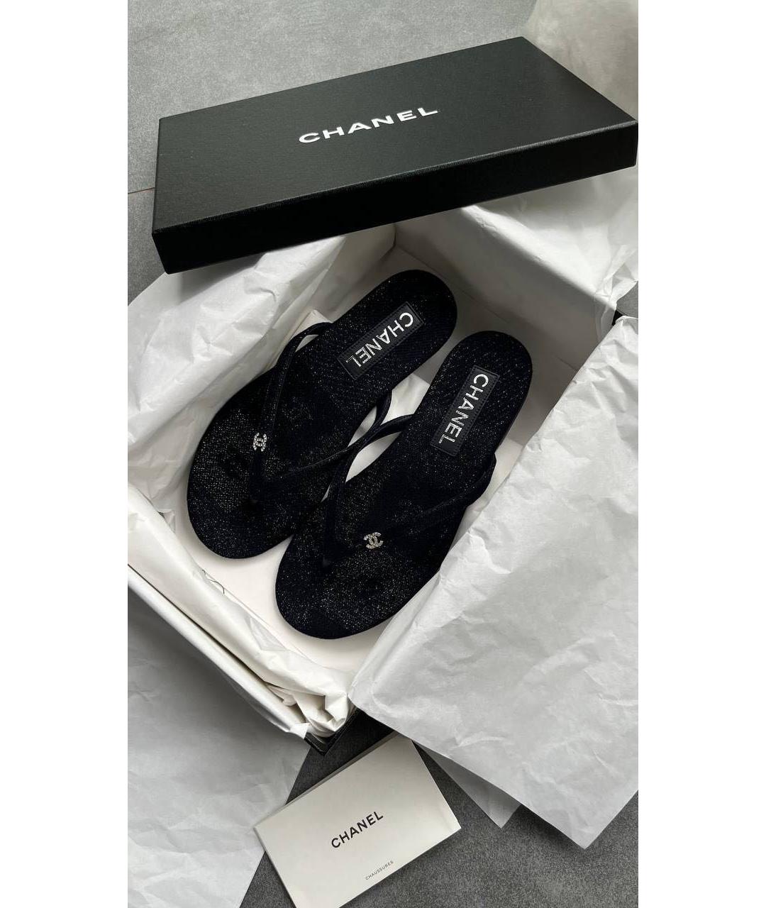 CHANEL Черные резиновые шлепанцы, фото 2